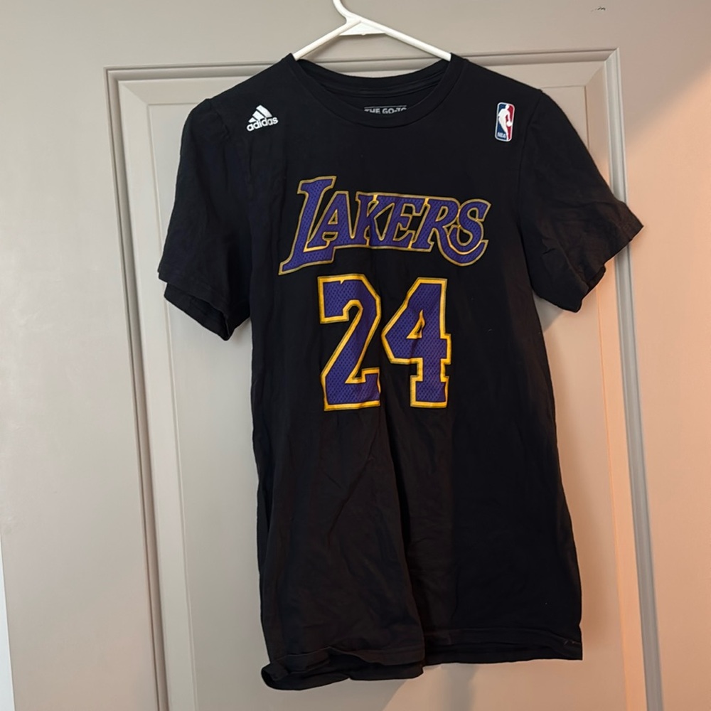 Kobe Bryant Jersey T-Shirt Sz Small